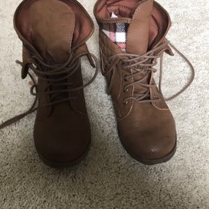 Rock & Candy women’s boots size 8
